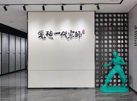 粵見風采 | 粵強廣東羅定羅鏡旗艦店，現代風尚的創(chuàng)意融合