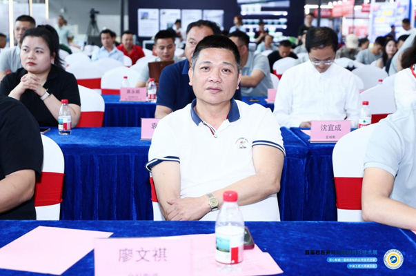 巧技筑界，狀元護航 | 金科瓷磚獨家冠冕工匠盛典！